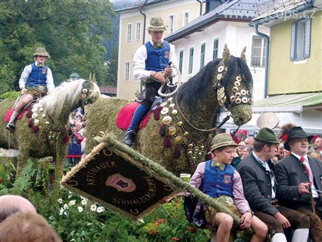 Pohodový víkend - Evropské slavnosti - Rakousko, Slavnosti, Slámové korzo