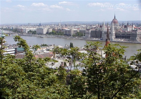 Pohodový víkend - Eurovíkendy - Maďarsko, Budapešť, pohled na Pešť s parlamentem
